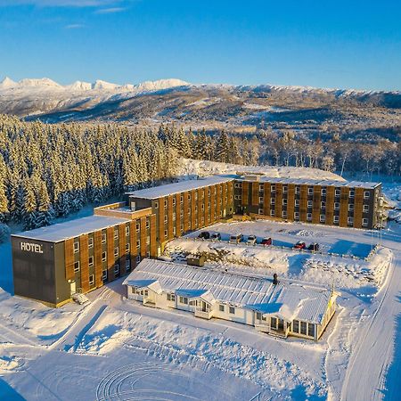 Aiden By Best Western Harstad Narvik Airport Evenesmarkja Bagian luar foto